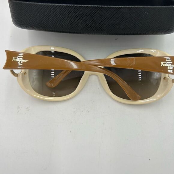 Women’s Salvatore Ferragamo, sunglasses made in Italy